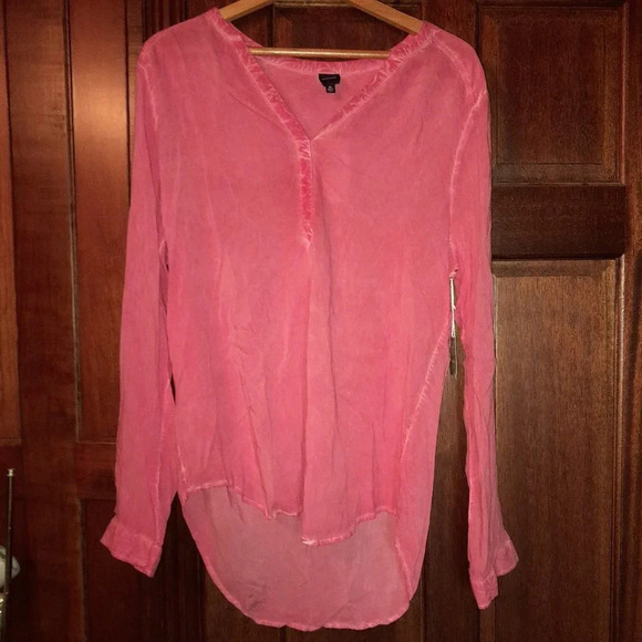 Blue Saks Fifth Avenue Pink Top - Picture 1 of 5